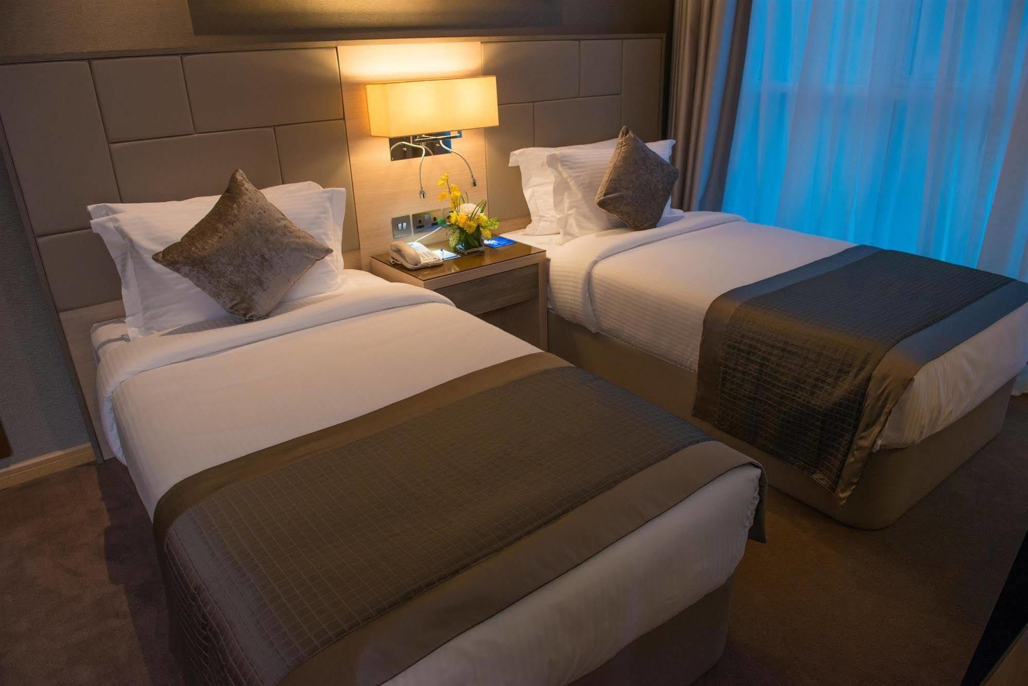 Tryp By Wyndham Center 4* Abu Dhabi