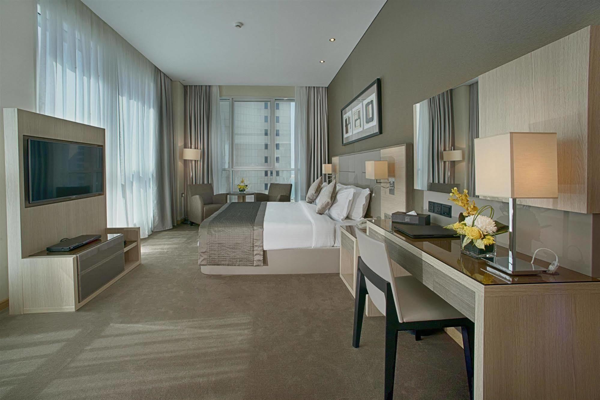Hotel Tryp By Wyndham Center Abu Dhabi
