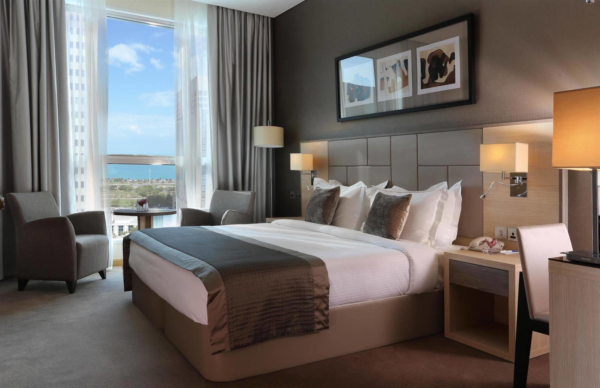 Tryp By Wyndham Center 4*